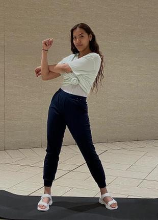 Тонкі спортивки uniqlo ultra stretch airism2 фото