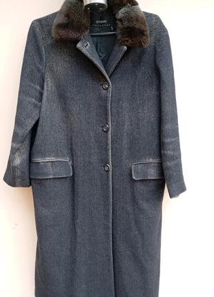 Пальто шерсть мех воротн р.38-40 италия cividini max mara
