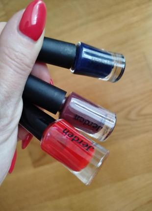 Лак для ногтей