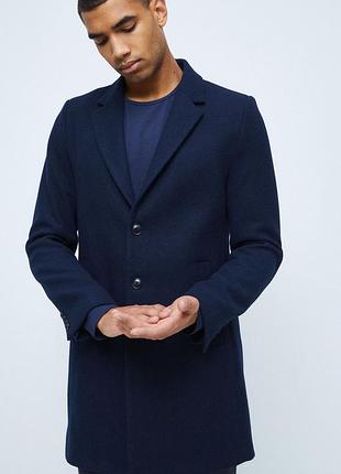 Мужское пальто от primark в состоянии нового