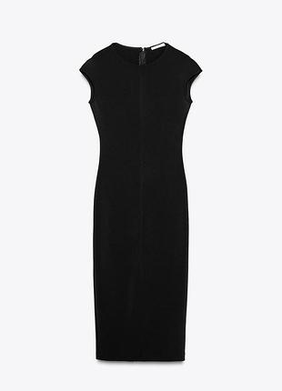 Обтисле крепове плаття