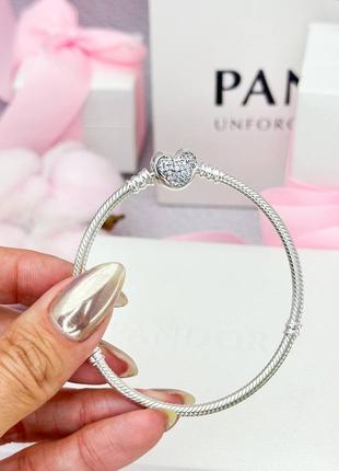 Срібний браслет із застібкою-серцем із зображенням мікі мауса