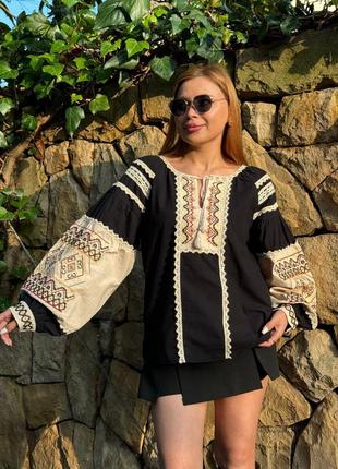 Вишиванка розкішна жіноча