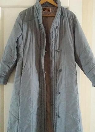 Тепленькое стеганное пальто фирмы sumitomo япония.