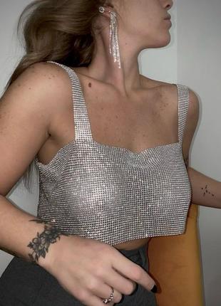 Розкішний топ у камінці