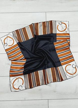 Шовкова хустка dry clean only