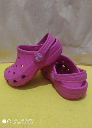 Босоніжки шльопанці сланці crocs c 6-7