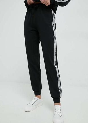 Стильні штани брюки з лампасами bershka
