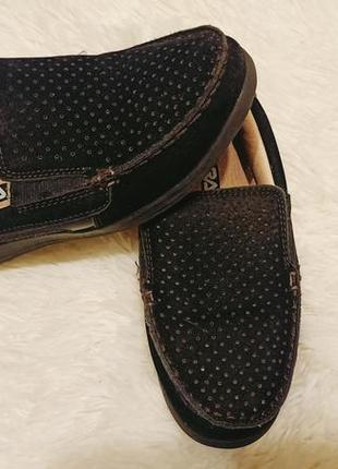 Красивые замшевые туфли. стельки 19 см.