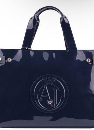 Сумка лакова armani
