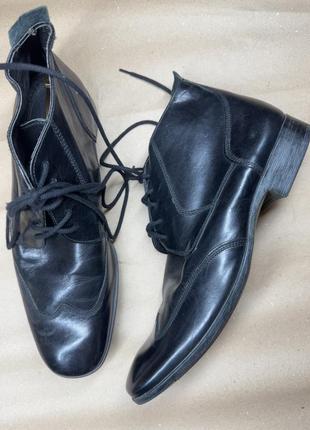 Invito шкіряні туфлі