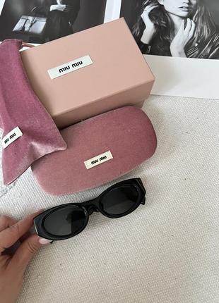 Очки miumiu солнцезащитные