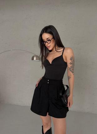 Женская юбка-шорты из замши