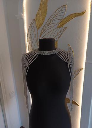 Украшение из стразового шнура