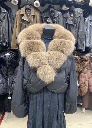 Красивый пуховик