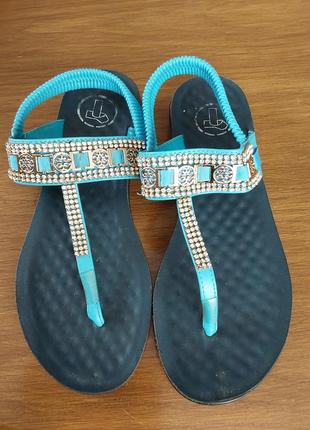 Босоножки женские