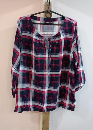 Блузка в клетку