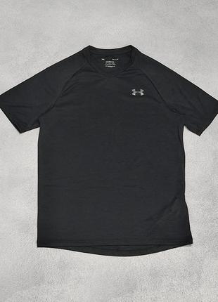 Футболка under armour