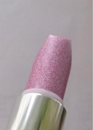 Увлажняющая губная помада "притяжение цвета" the one oriflame