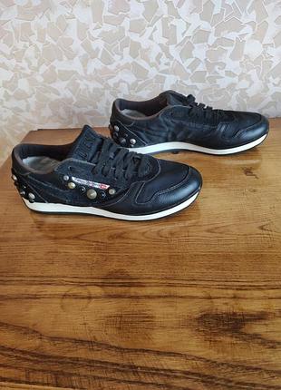 Крассовки diesel, оригинал эксклюзив.