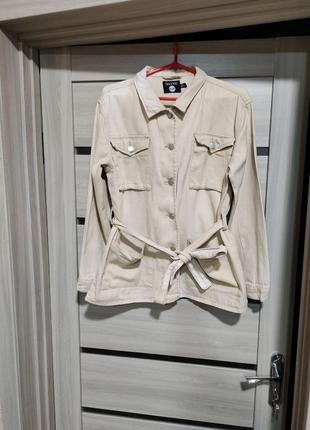 Джинсовая куртка женская