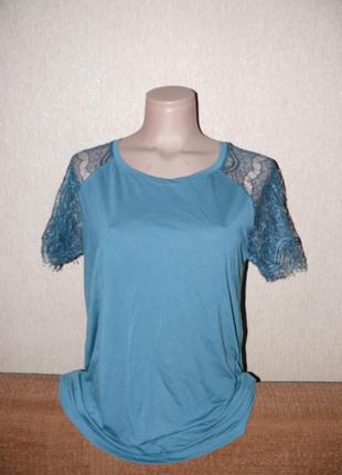 Футболка с кружевом