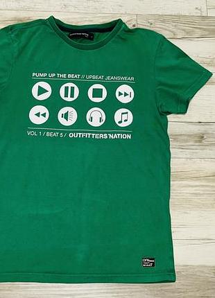 Футболка в ідеальному стані