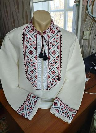 Вышиванка мужская