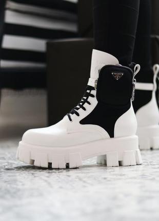 Женские ботинки prada milano monolith white black