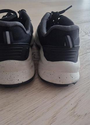 Кроссовки 3