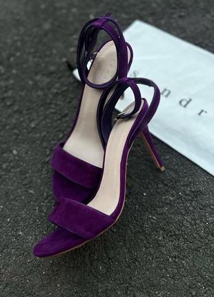 Оригінальні босоніжки sandro paris