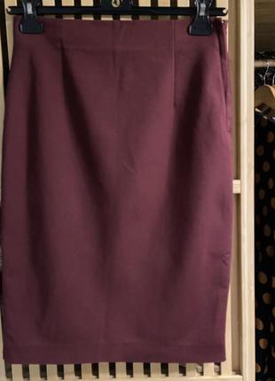 Юбка-карандаш бордовая стрейчевая 46р