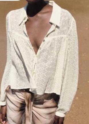 Романтична блуза