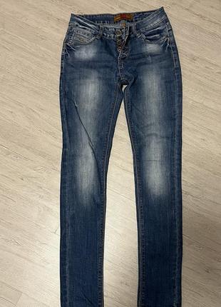 Джинси