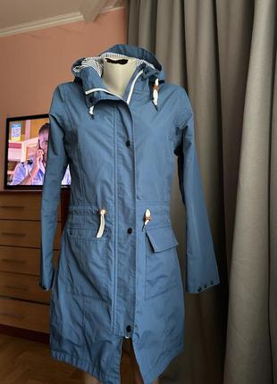 Плашок с защитой от воды финского спортивного бренда rukka, очень красивый цвет