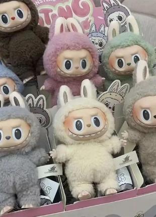 Мягкая игрушка брелок с монстром лабуба монстры labubu the monsters exciting macaron аниме фигурка2 фото