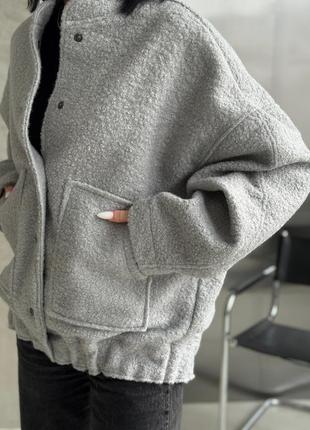 Бомбер в стилі zara