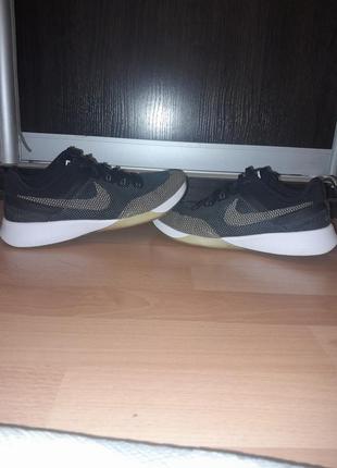 Кросівкі nike