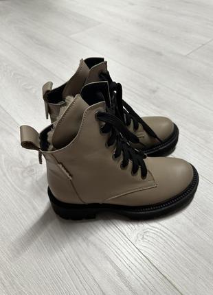 Зимові чоботи