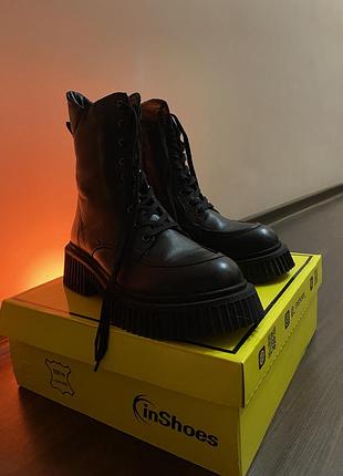 Продам черевики зима чоботи масивні