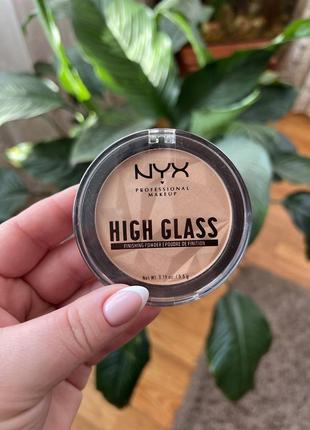 Пудра финишная с сияющими микрочастицами nyx high glass finishing powder