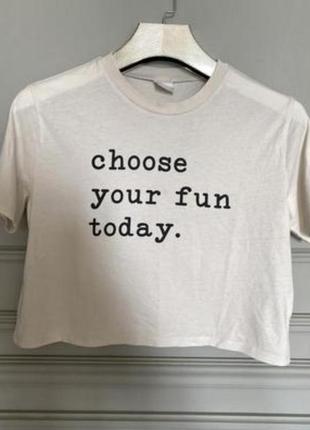 Укороченная футболка с надписью zara