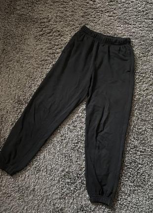 Спортивні штани sinsay чорні базові