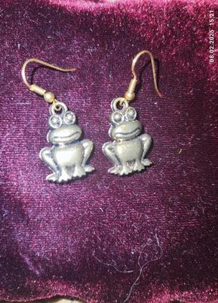 Серьги лягушки