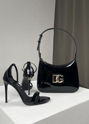 Босоножки d