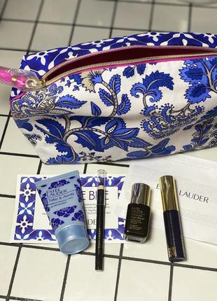 Estée lauder набір мініатюр з косметичкою. sumptuous extreme mini туш для вій з ефектом обʼєму.