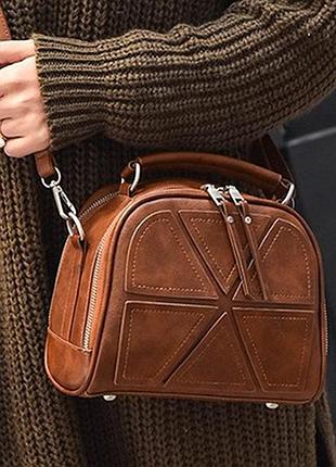 Жіноча невелика популярна коричнева сумка жіночий клатч