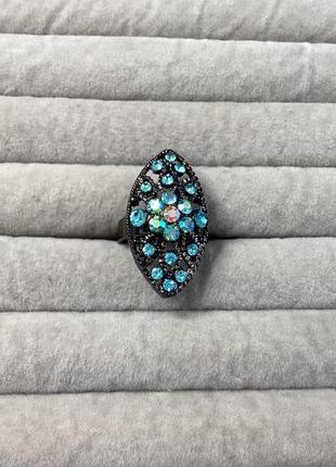 Кільце перстень с блакитними скляними кристалами