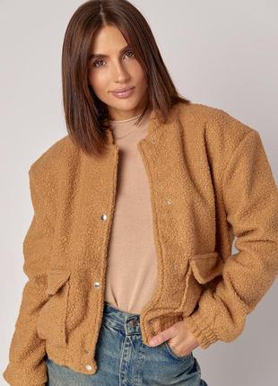 Куртка с букле на кнопках