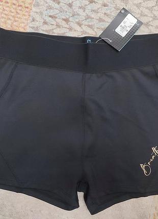 Спортивні еластичні шорти primark